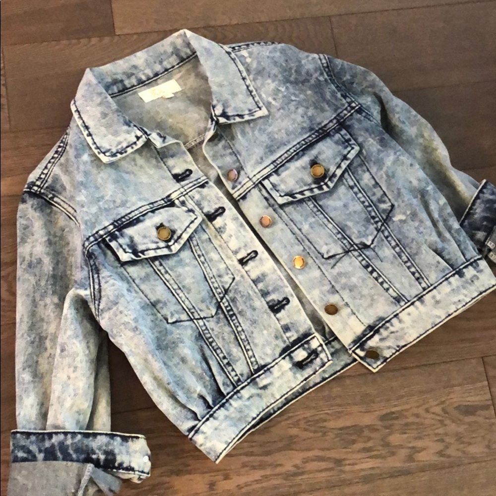 Cropped Denim Jacket